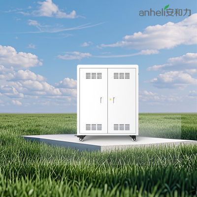 30-poorts laptop oplaadkast met koelventilatoren en wielen